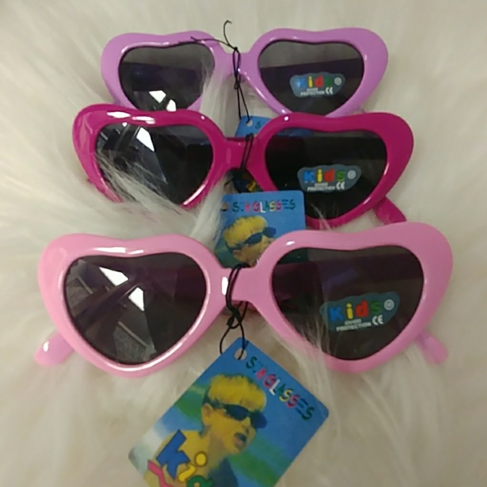 Bubblegum Eyewear 3 Pair ❤ Shaped Bundle